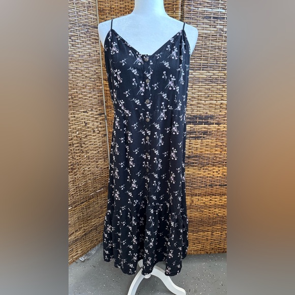 bp Dresses & Skirts - BP Floral Dress (XL)